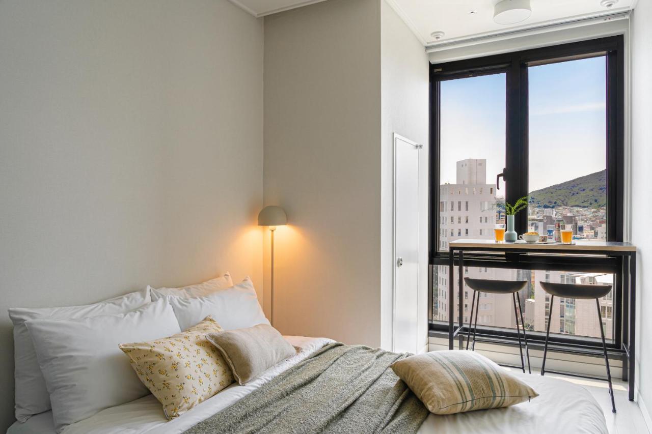 Urbanstay Seomyeon Busan Exterior foto